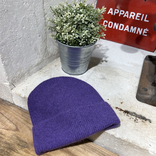 Bonnet côtelé violet