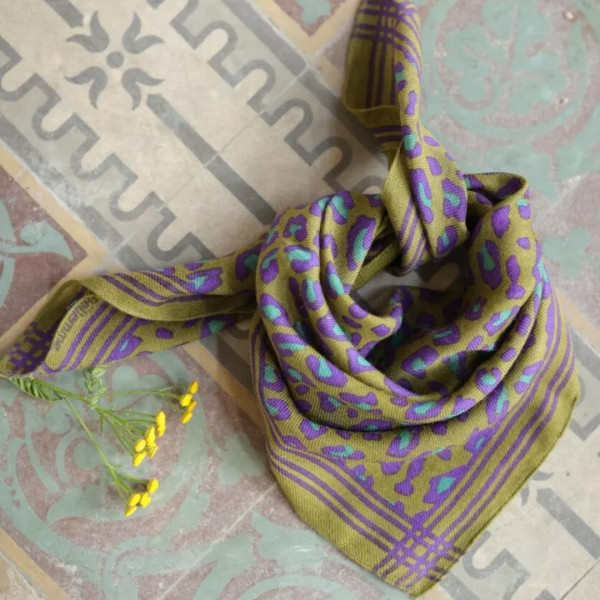 Foulard léopard bronze en laine - Bellemme