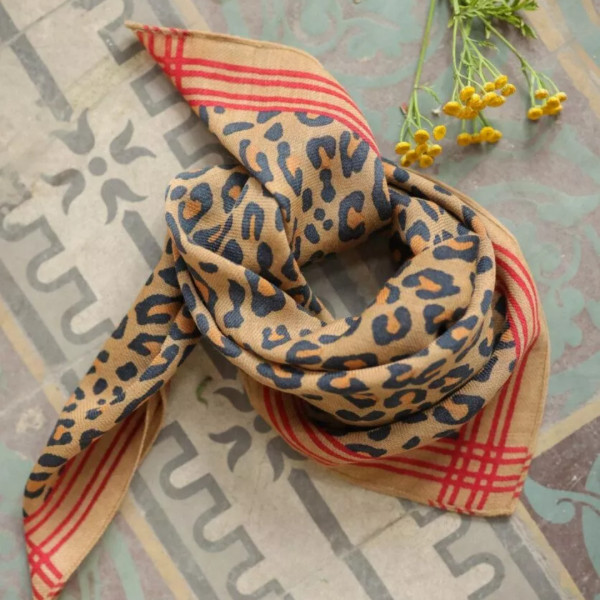 Foulard léopard  camel en laine - Bellemme